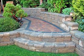 Outdoor Living Garland